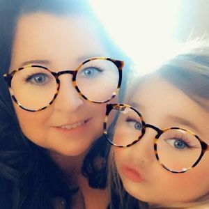 Meet your Posher, Sabrina